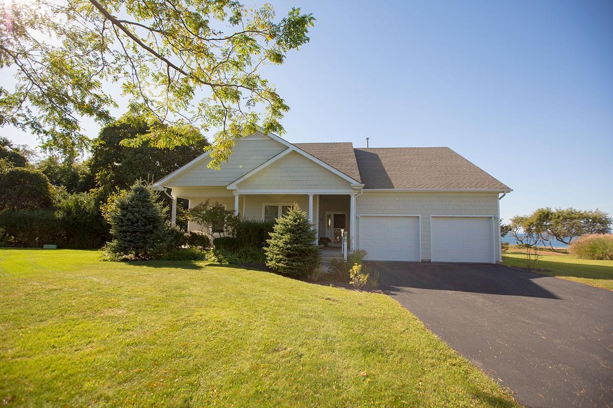 Peconic Landing Senior Living Community Assisted Living, Nursing Home